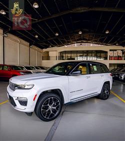 جیپ گراند شیرۆکی